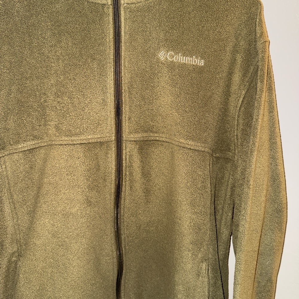 Columbia Zip Up Jacket - Picture 2 of 5